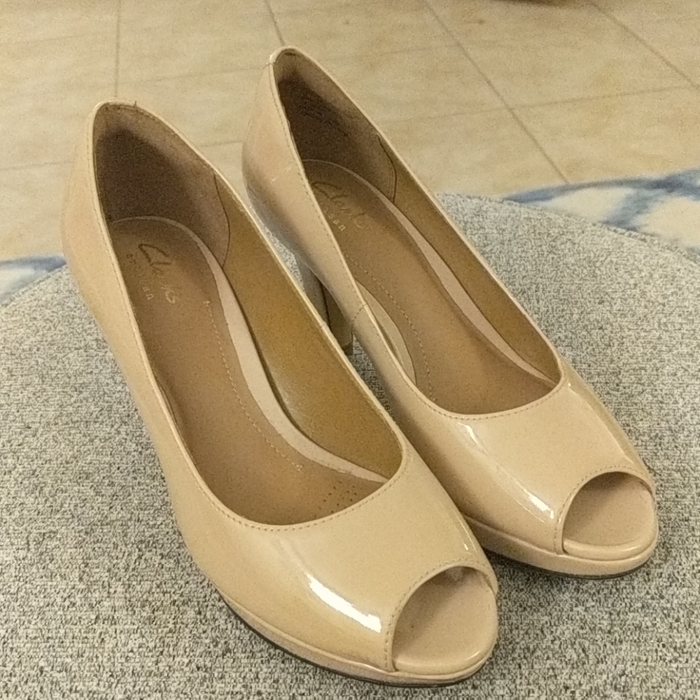 Clark's Nude Peep Toe Heels